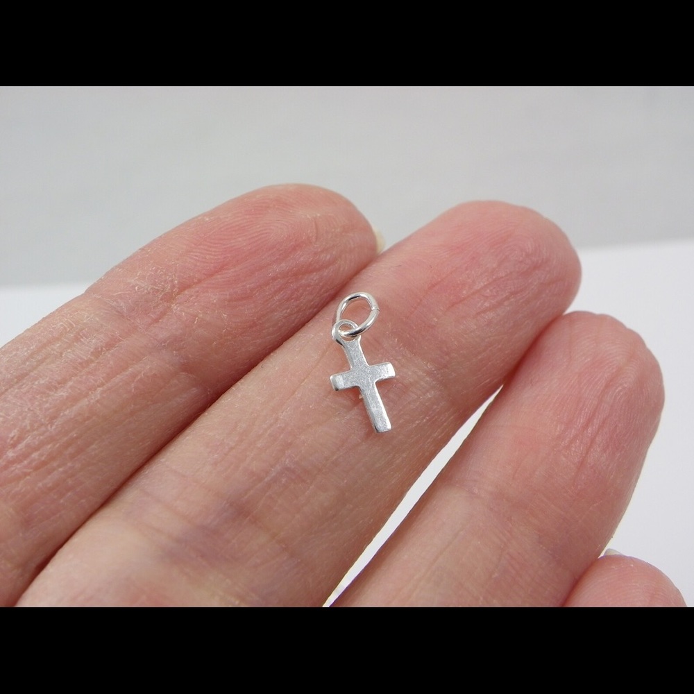 sterling silver cross charm pendant No chain